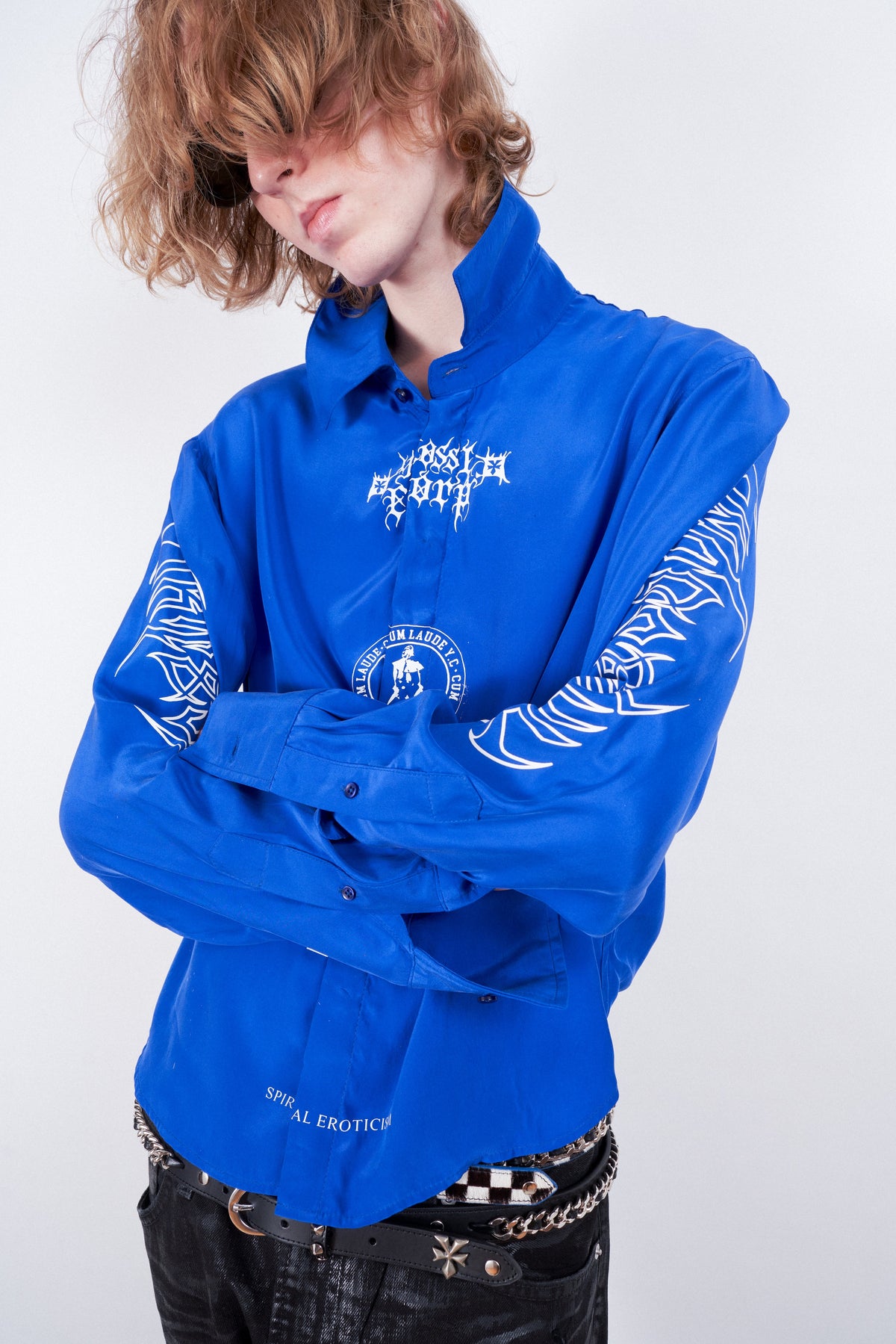 GRAPHIC SILK WASHED SHIRT – ELECTRIC BLUE