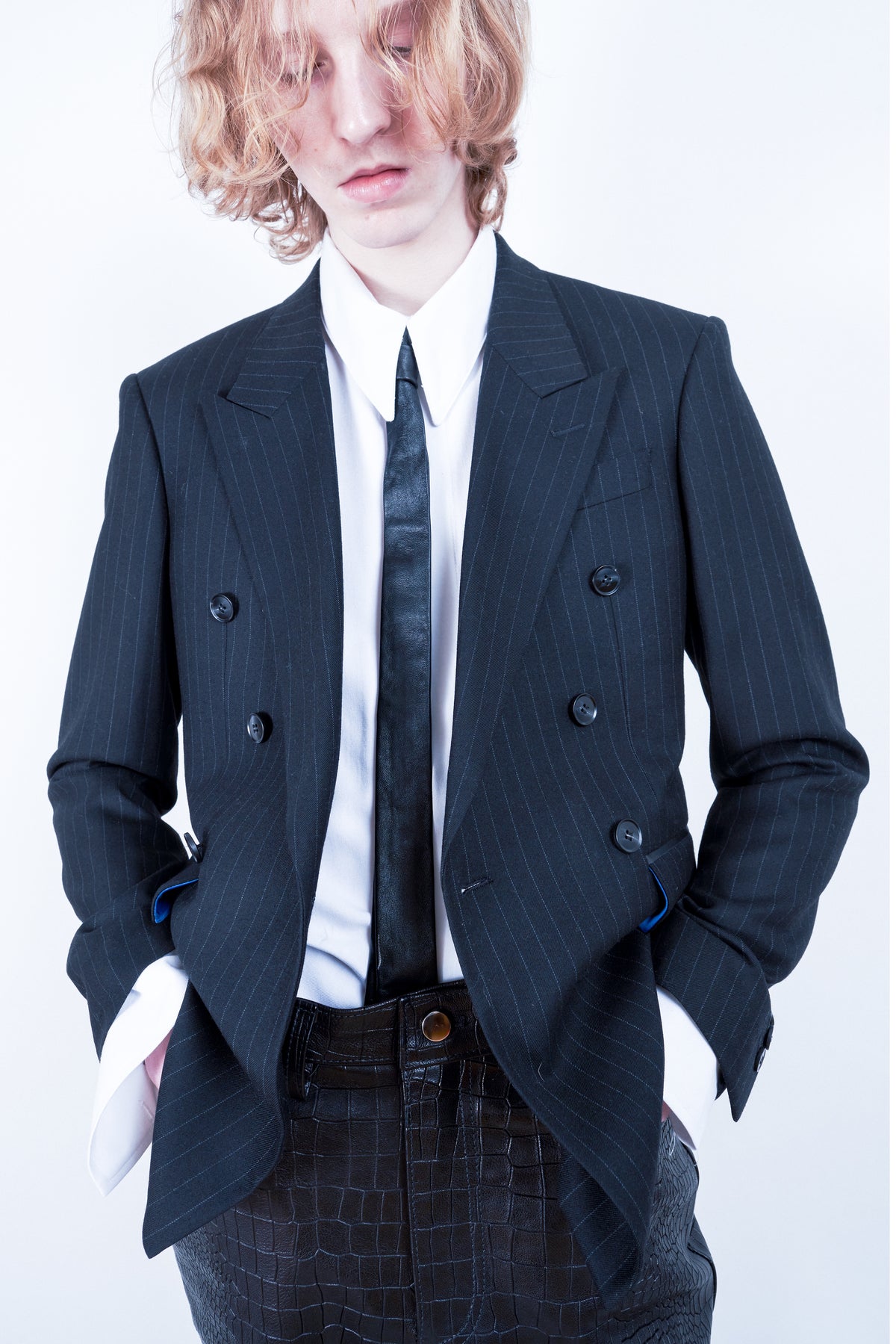 DOUBLE BREASTED PINSTRIPE BLAZER